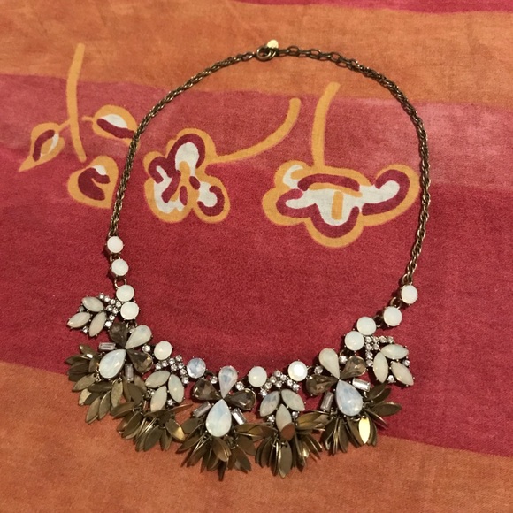 LOFT Jewelry - Beautiful statement necklace
